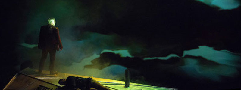 «Trois hommes sur un toit» mise en scène par Antoine Marneur.Compagnie du Détours.