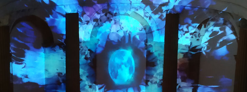  «Ciels, mes constellations». Image et vidéo du spectacle. ensemble musical Fuoco E Cenere. Jay Bernfeld. image de la création vidéo de Sébastien Sidaner.