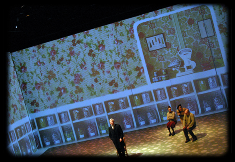 Erik Satie, mémoire d’un amnésique — création vidéo immersive pour le théâtre contemporain au Théâtre National de Toulouse